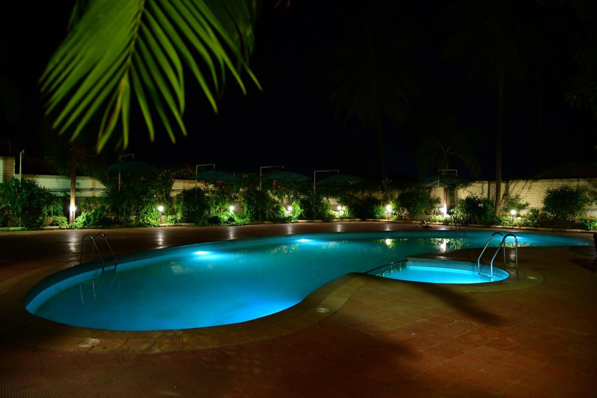 Nijaguna Resorts Chāmrājnagar Екстериор снимка