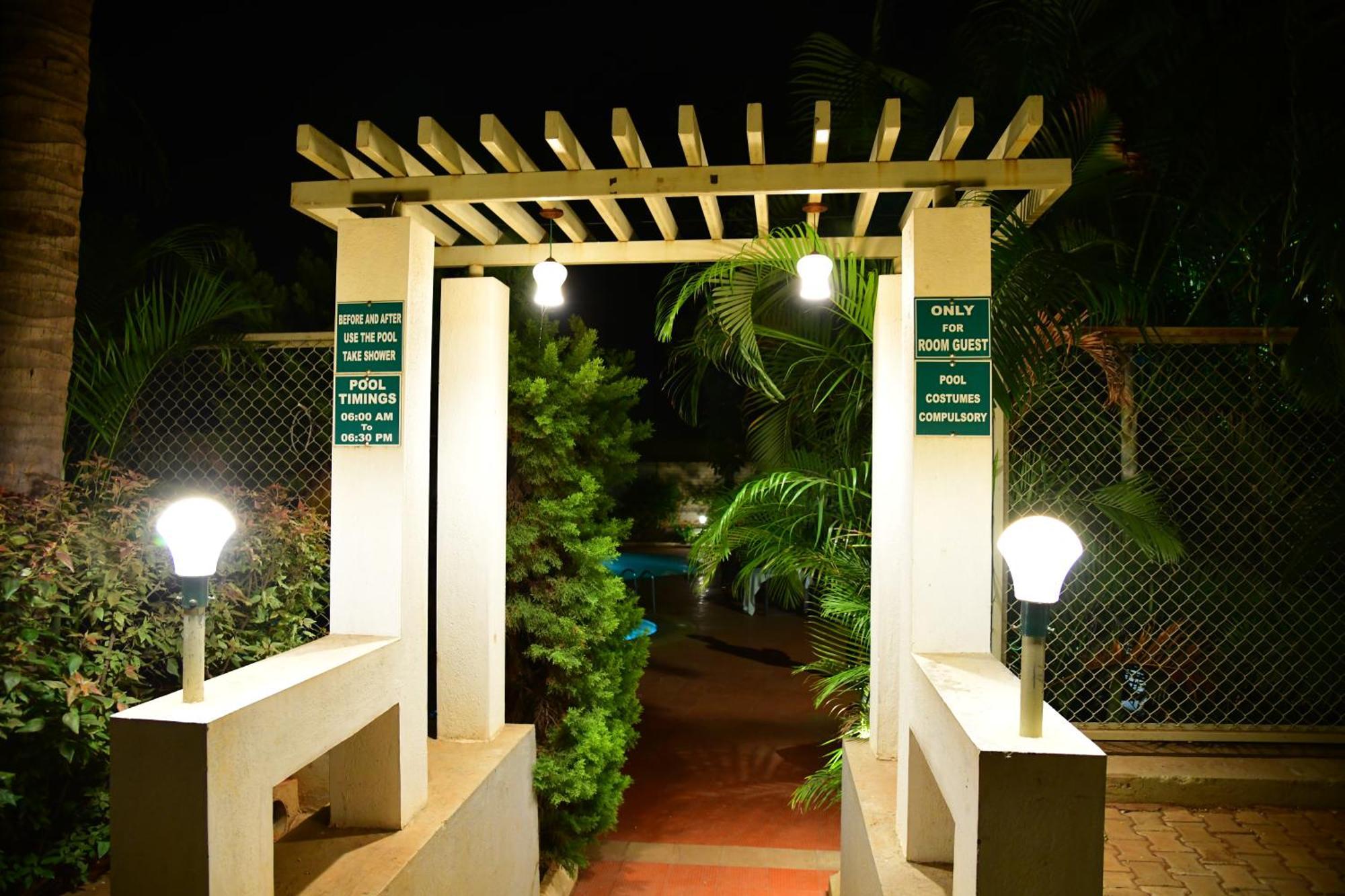 Nijaguna Resorts Chāmrājnagar Екстериор снимка